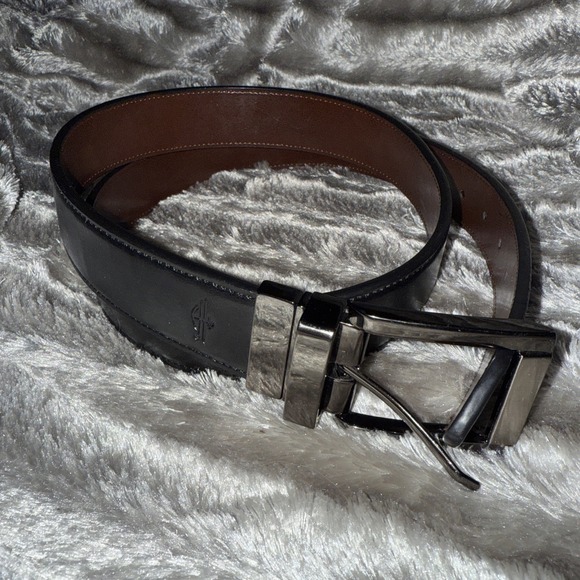 Dockers Reversible Brown To Black Leather Belt Size 42/105 - Picture 1 of 5